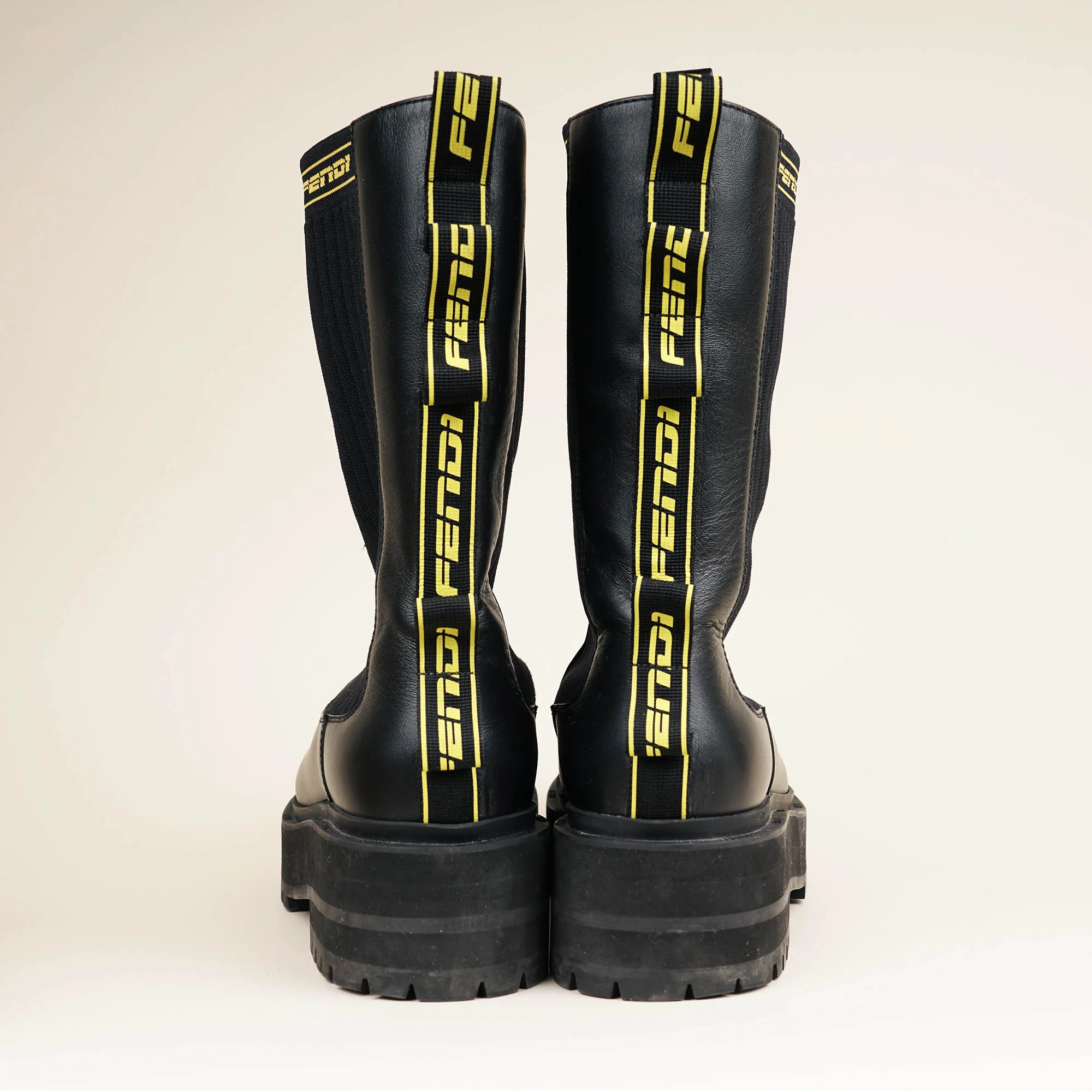 Fendi FF Boots 36½ - Image 4