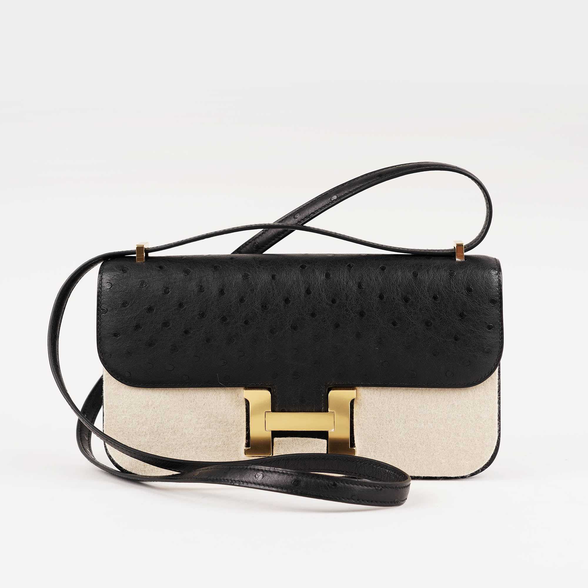Constance Elan Ostrich Shoulder Bag - Image 11