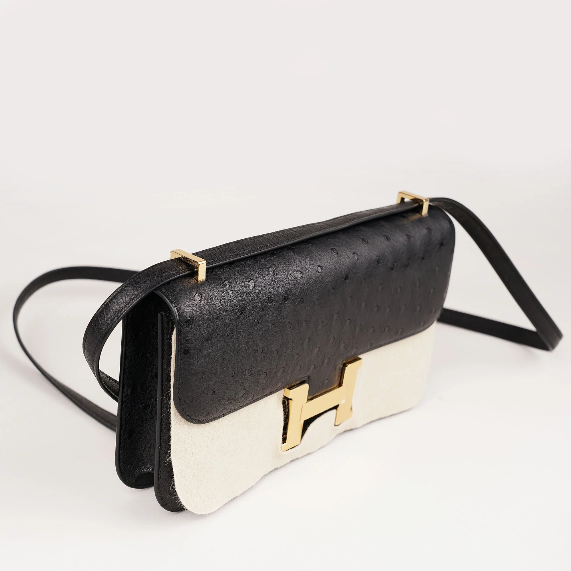 Constance Elan Ostrich Shoulder Bag - Image 4