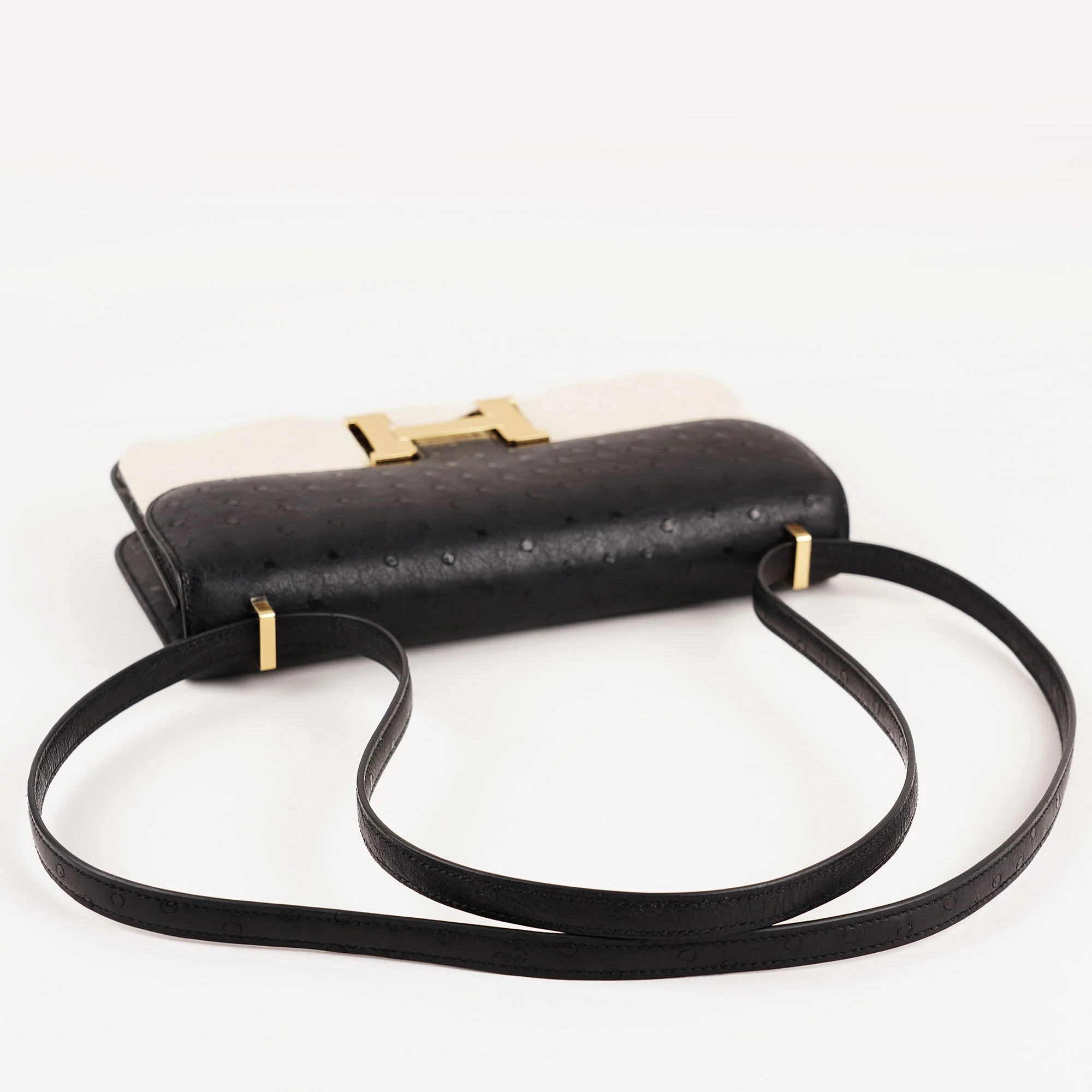 Constance Elan Ostrich Shoulder Bag - Image 8