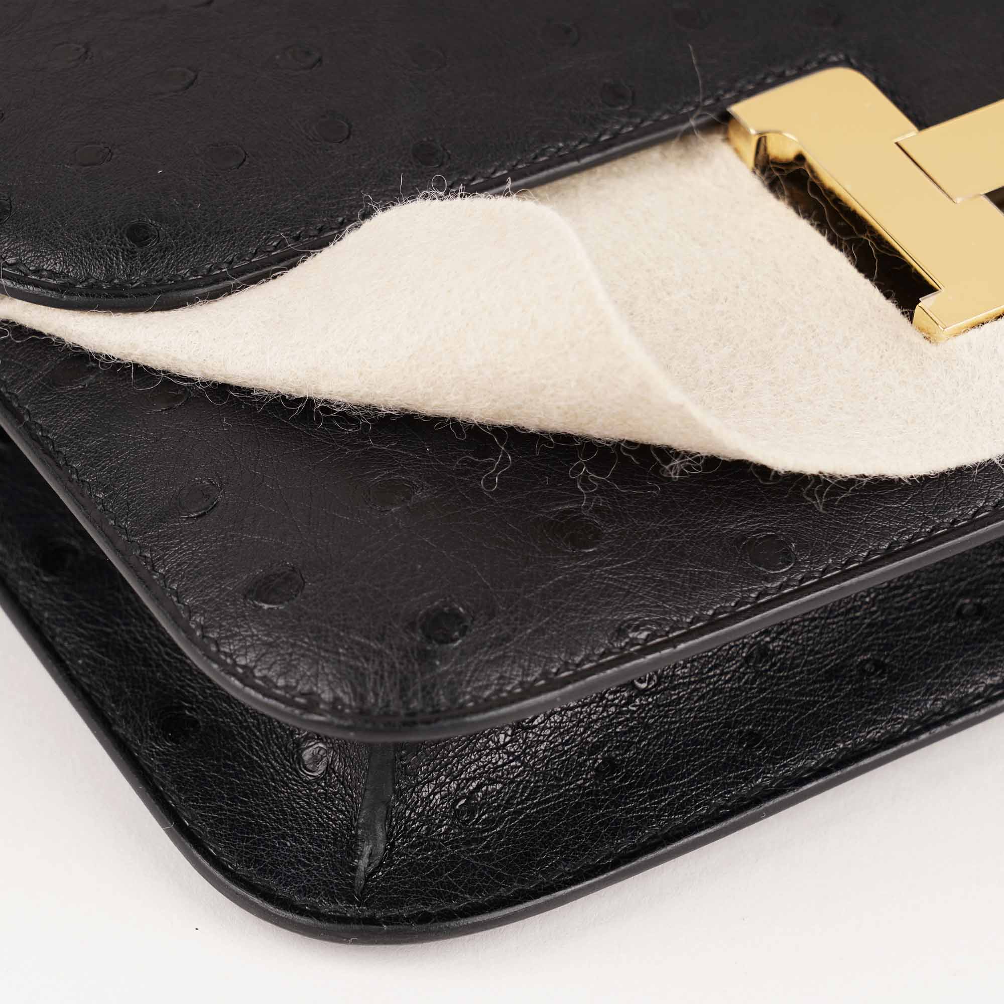 Constance Elan Ostrich Shoulder Bag - Image 9