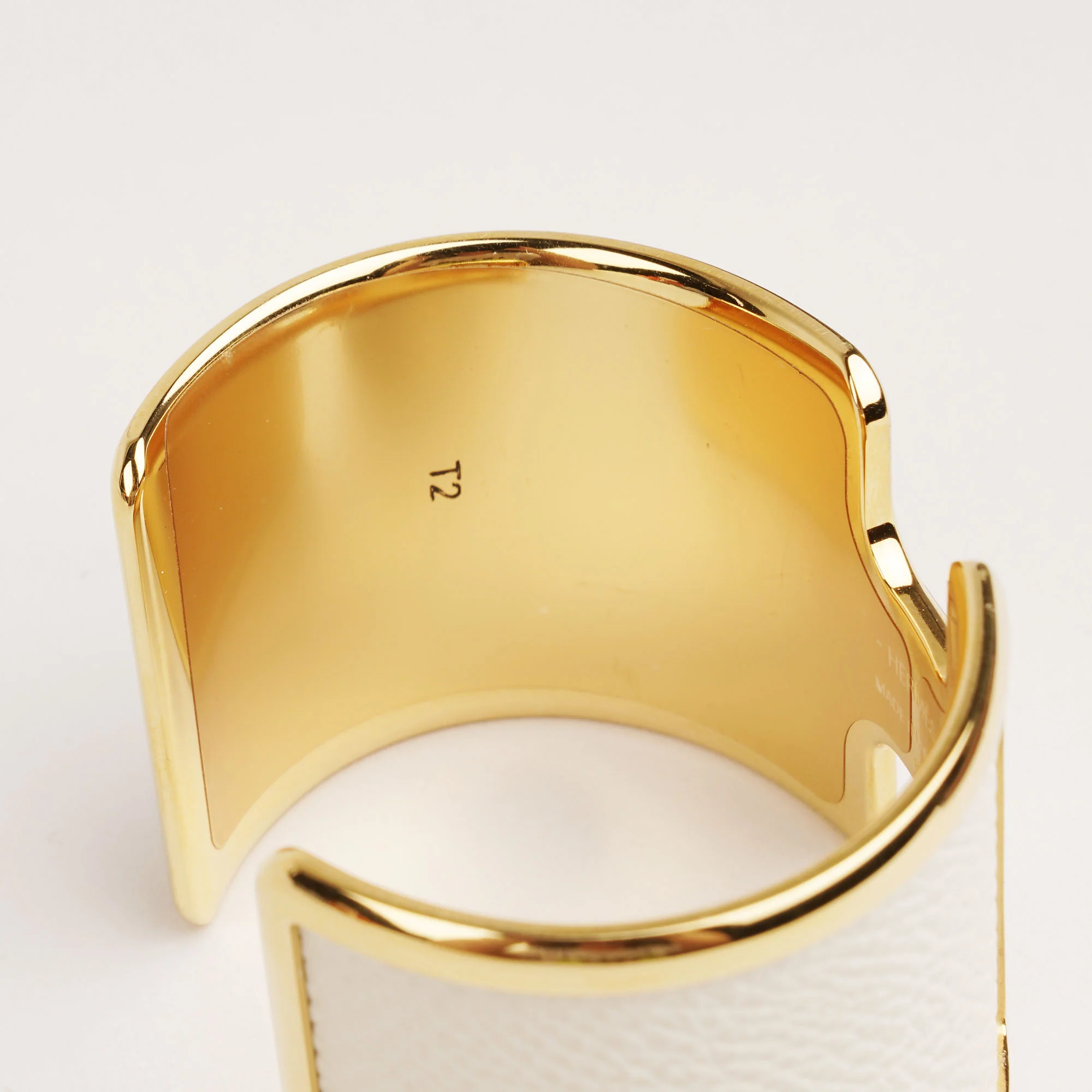 Olympe Cuff Bracelet - Image 4
