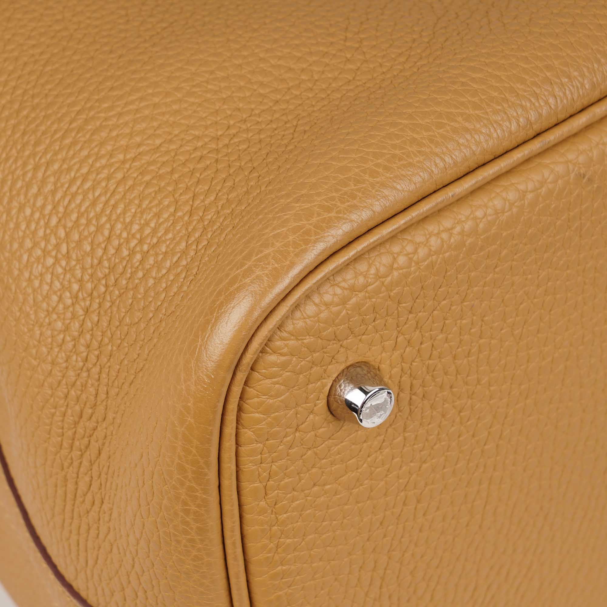 Picotin 22 Top Handle - Image 12