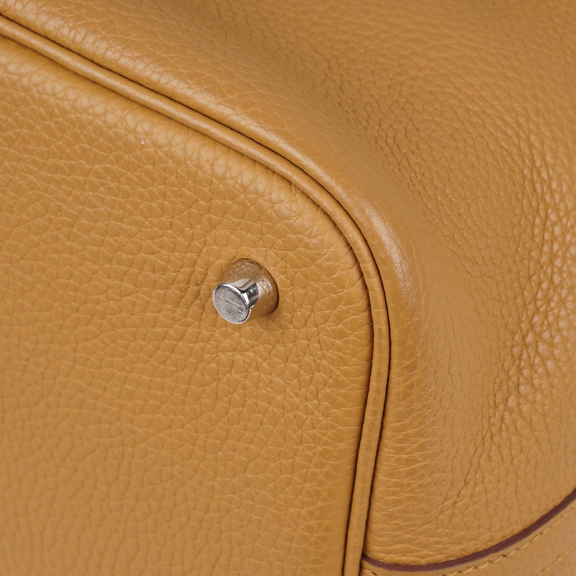 Picotin 22 Top Handle - Image 13