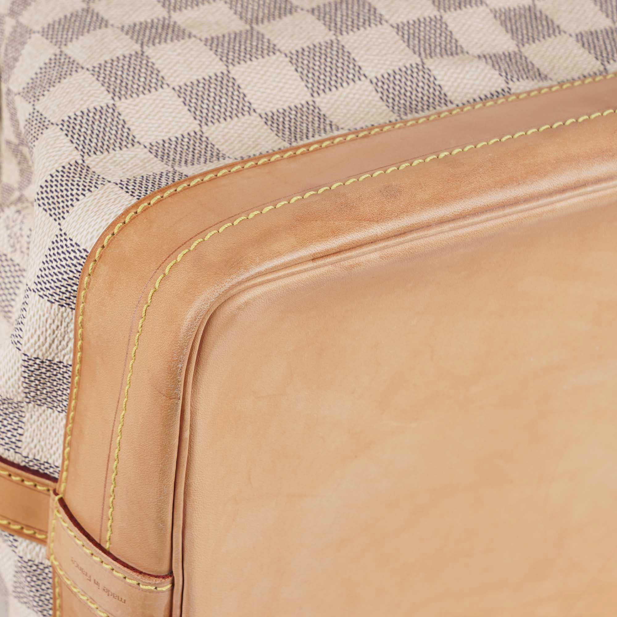 Noé Shoulder Bag - Image 12