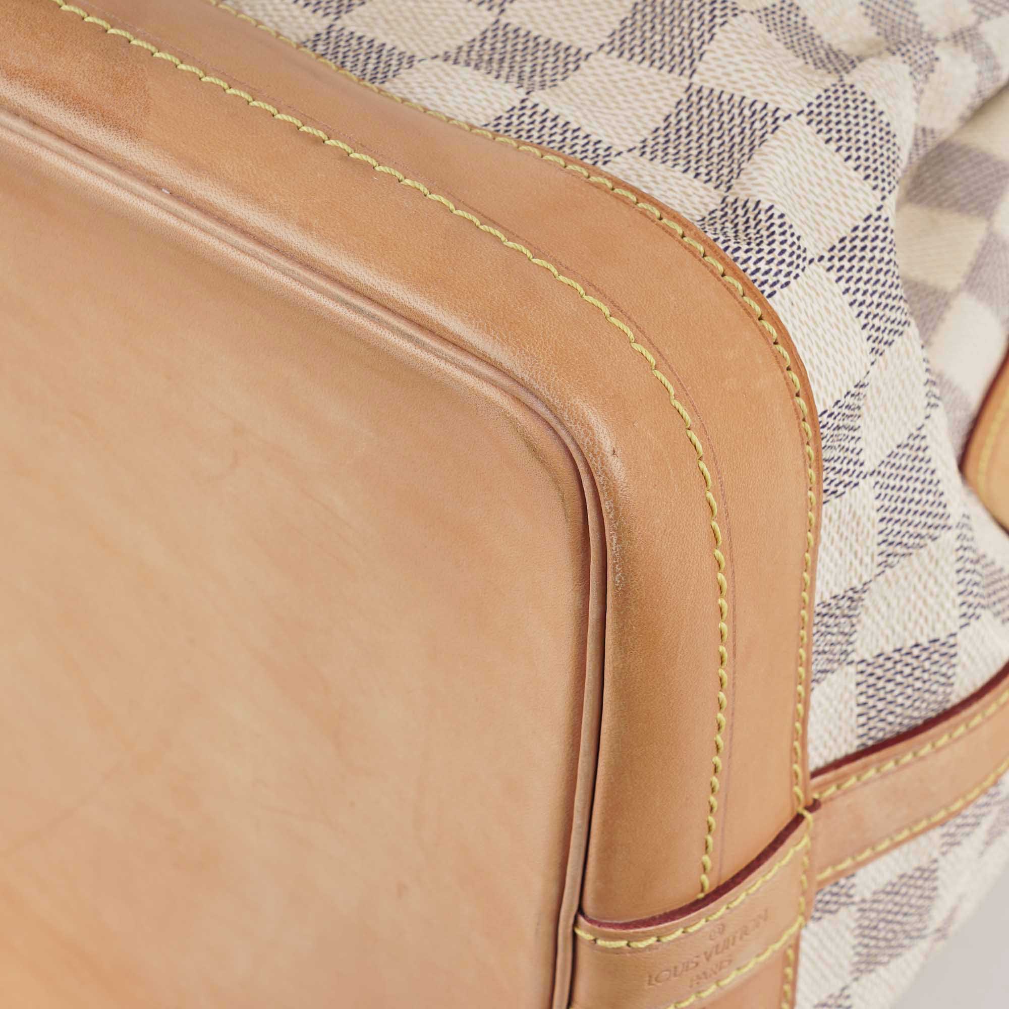 Noé Shoulder Bag - Image 14