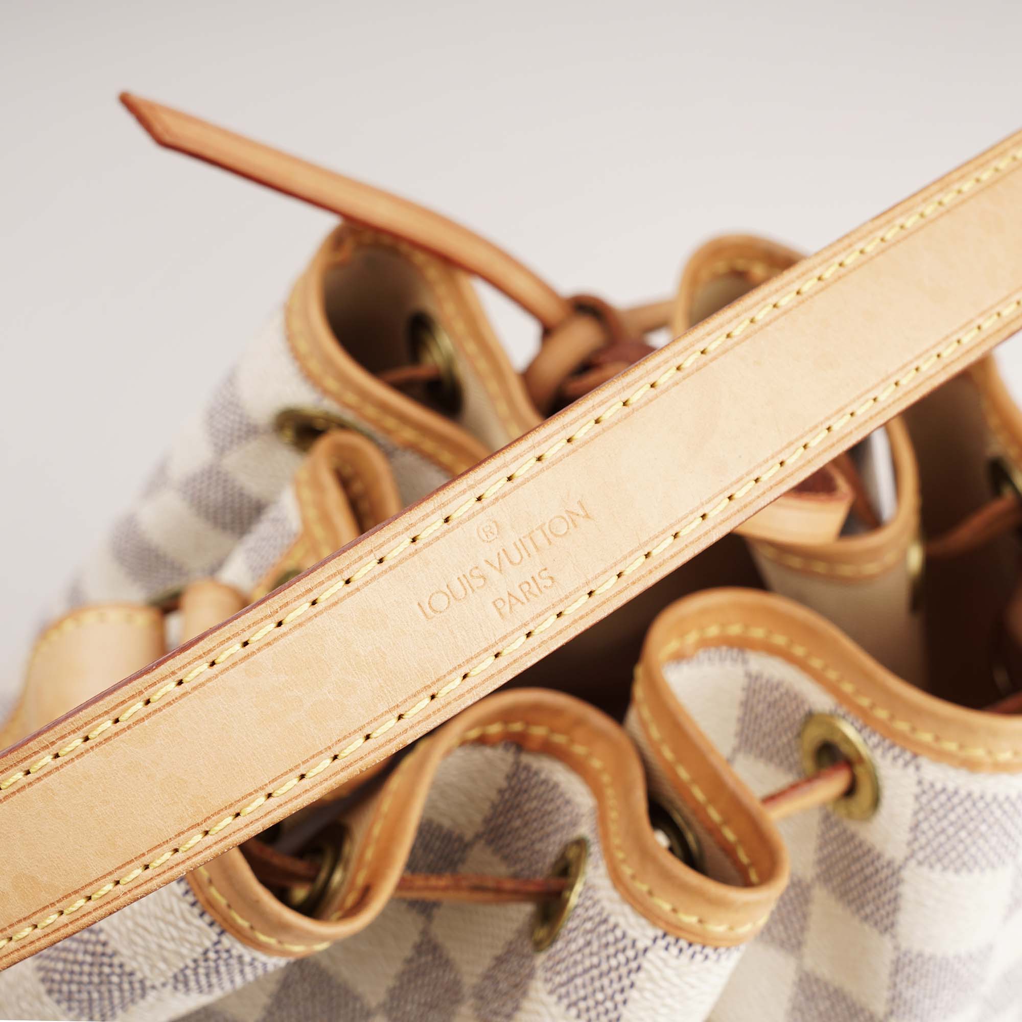 Noé Shoulder Bag - Image 7