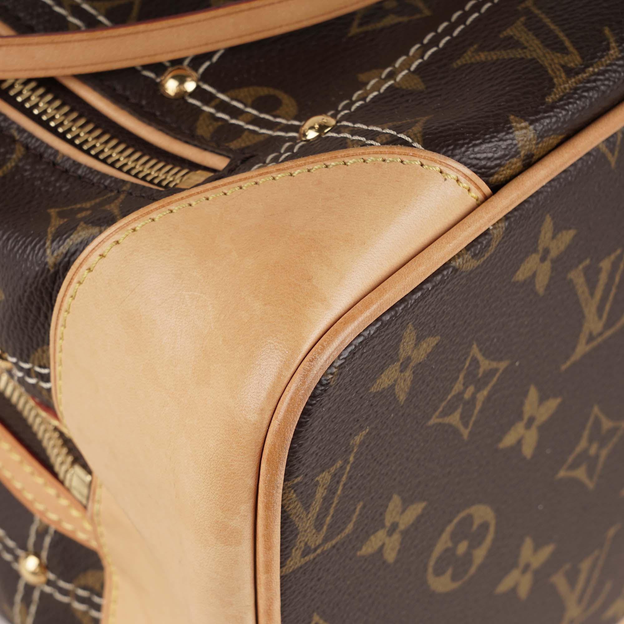 Riveting Shoulder Bag - Image 11