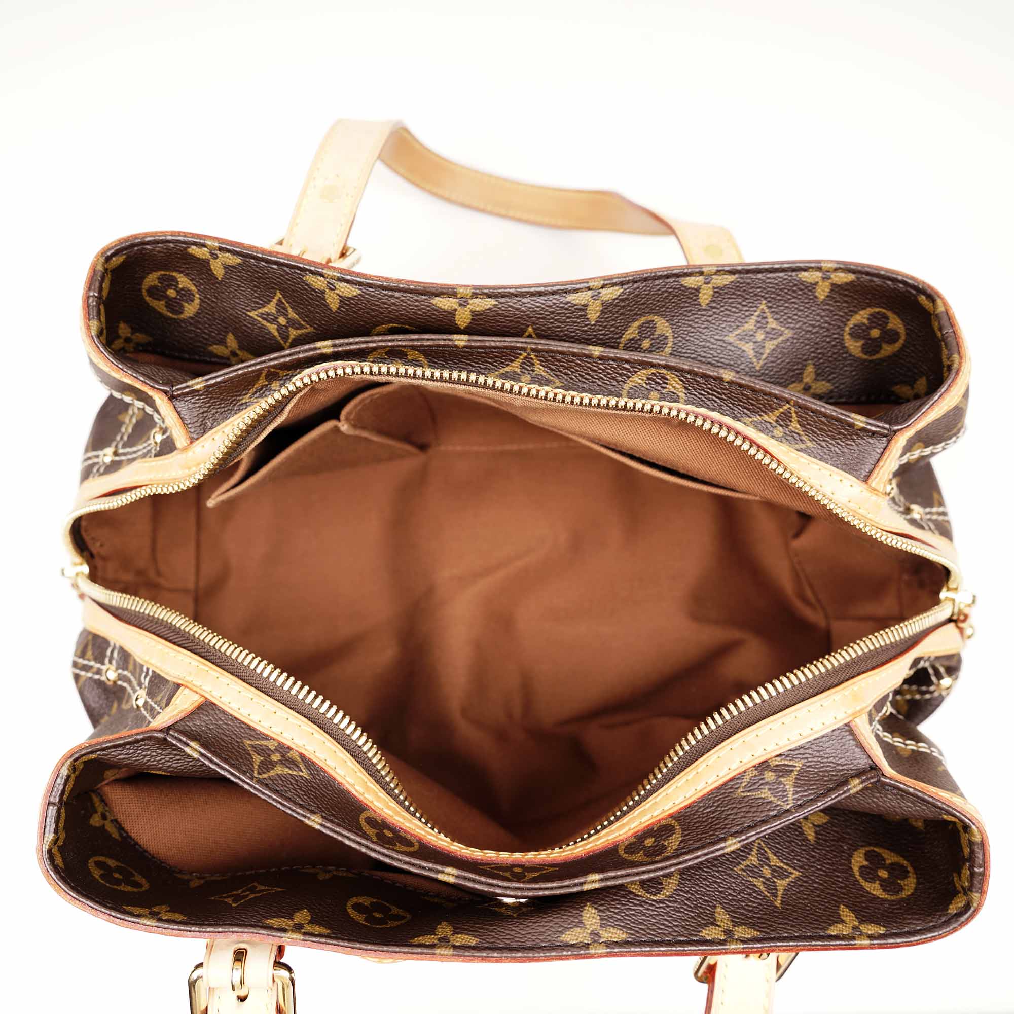 Riveting Shoulder Bag - Image 8