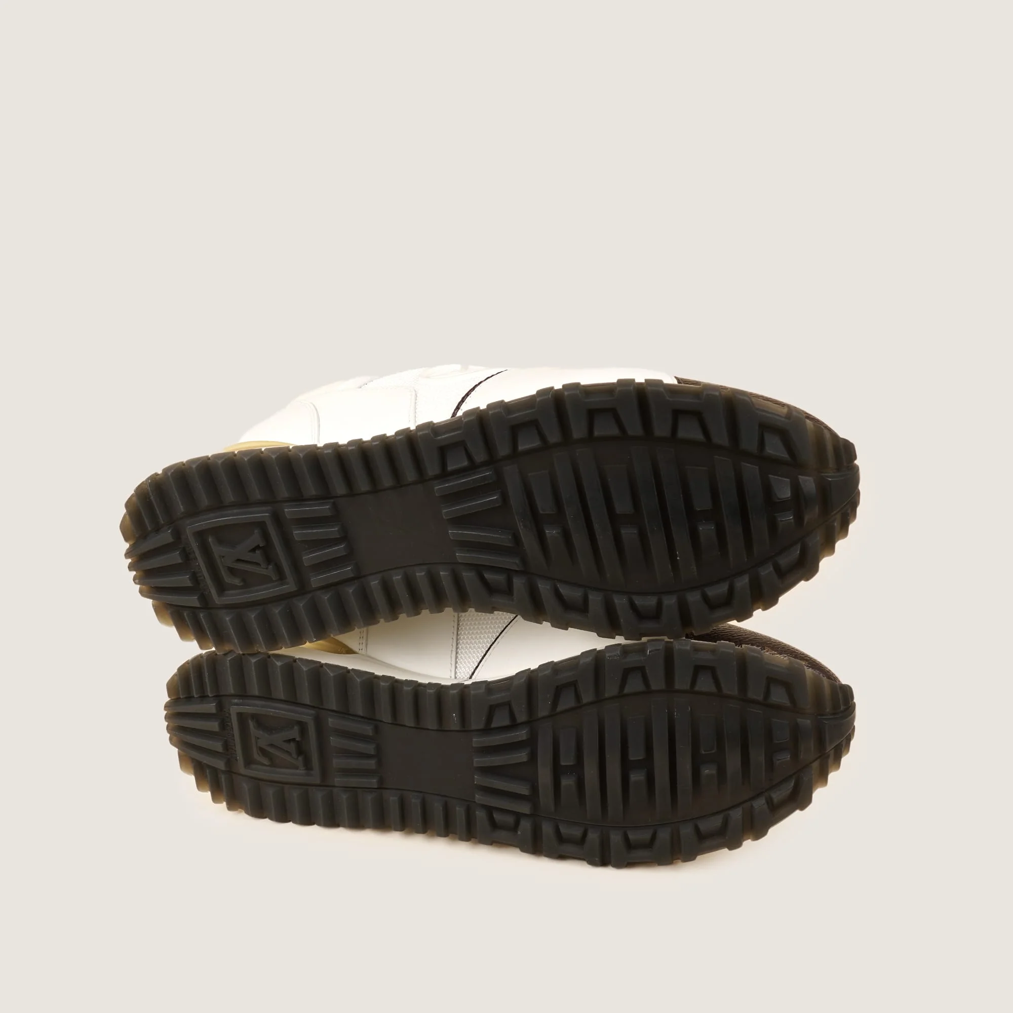 Run Away Sneakers - Image 4